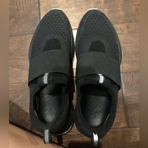 Sorel Kinetic Impact Strap Sneaker